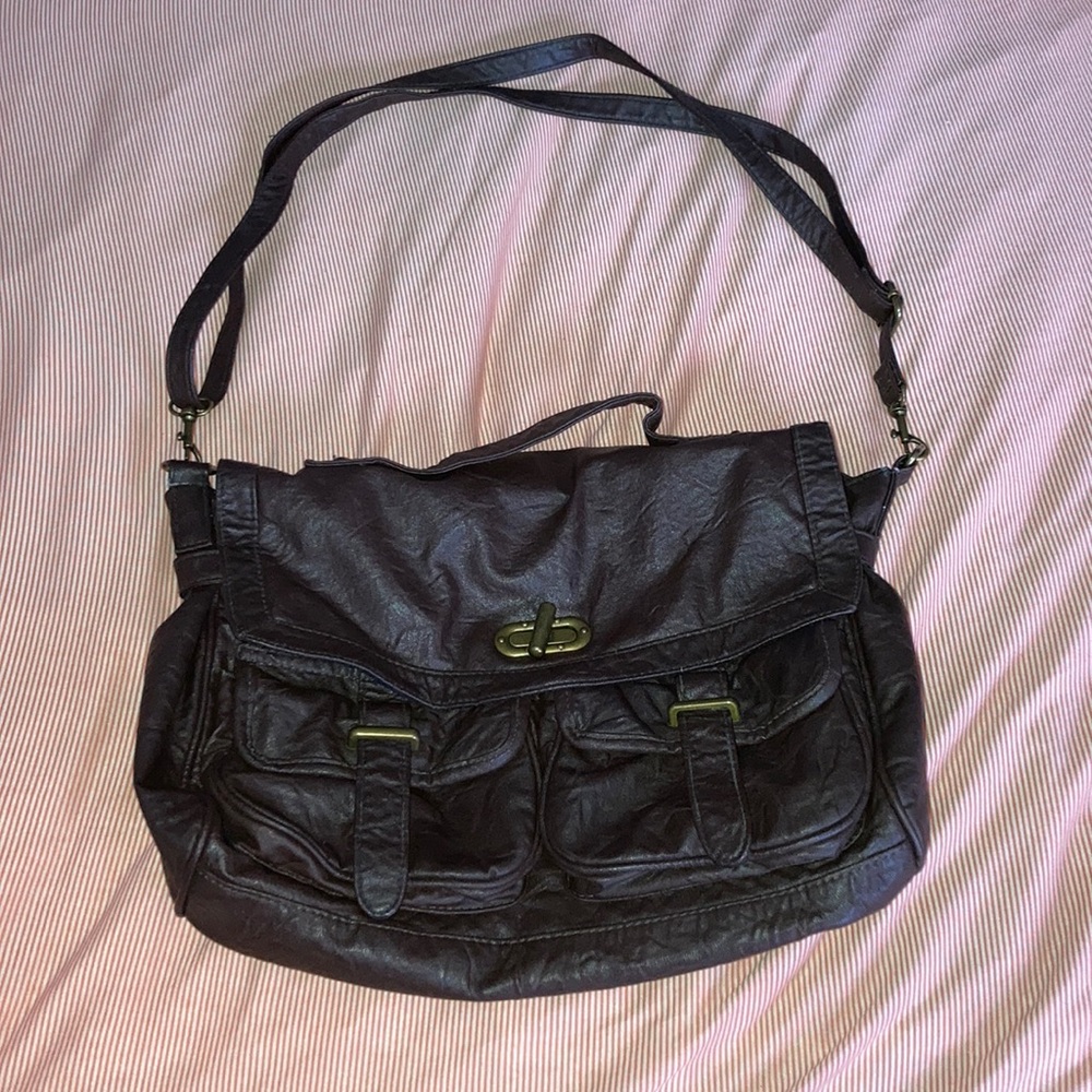 GUC Bongo cross body